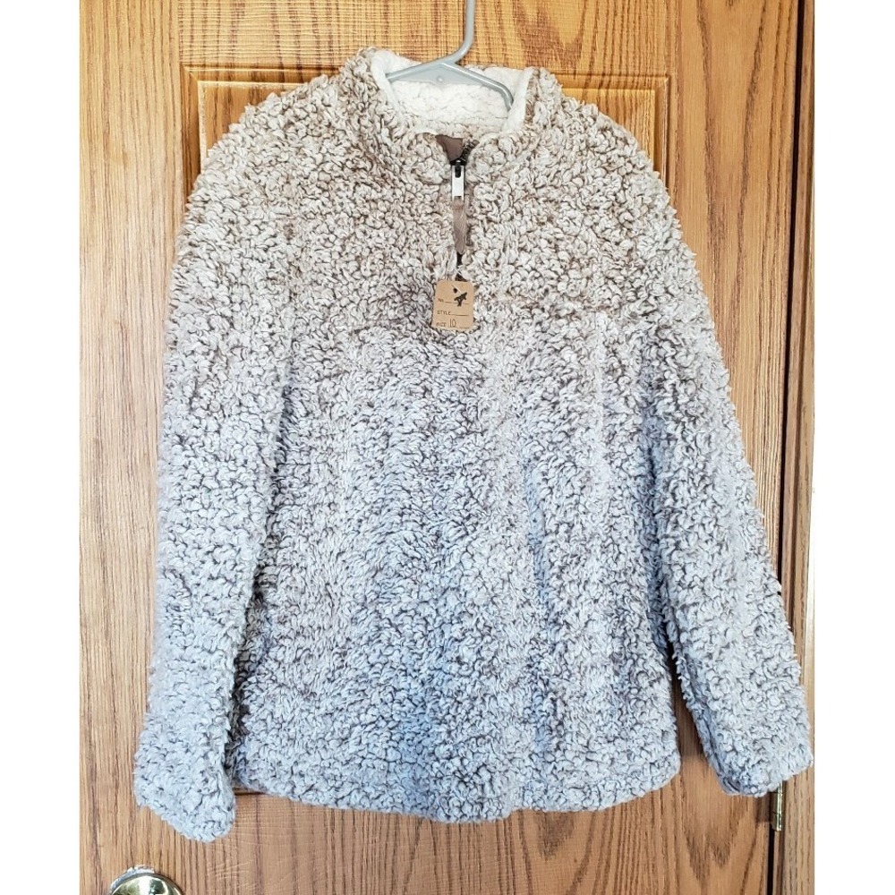 Kids Teddy Bear Sherpa Pullover. Girls Size 10.‎ Fall/winter. Comfy, warm,cozy